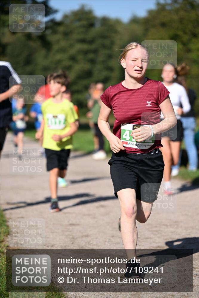22.09.2024 - 32. Volkslauf durch das schöne Alstertal Dr. Thomas Lammeyer http://msf.ph/oto/7109241 22.09.2024 10:40:45 Laufen  meine-sportfotos.de