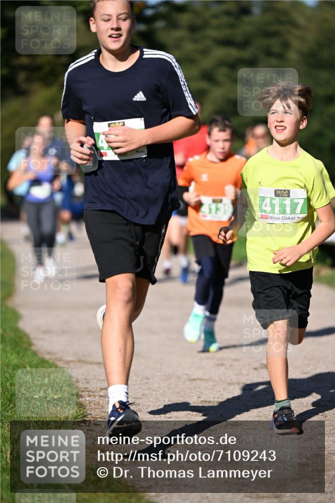 22.09.2024 - 32. Volkslauf durch das schöne Alstertal Dr. Thomas Lammeyer http://msf.ph/oto/7109243 22.09.2024 10:40:45 Laufen 0, 4117 meine-sportfotos.de