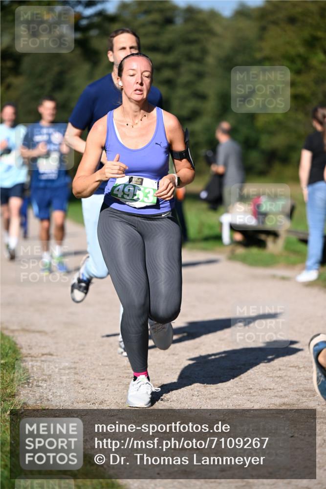 22.09.2024 - 32. Volkslauf durch das schöne Alstertal Dr. Thomas Lammeyer http://msf.ph/oto/7109267 22.09.2024 10:40:50 Laufen 4953 meine-sportfotos.de