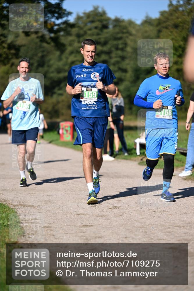 22.09.2024 - 32. Volkslauf durch das schöne Alstertal Dr. Thomas Lammeyer http://msf.ph/oto/7109275 22.09.2024 10:40:52 Laufen 4156, 4159, 4158 meine-sportfotos.de