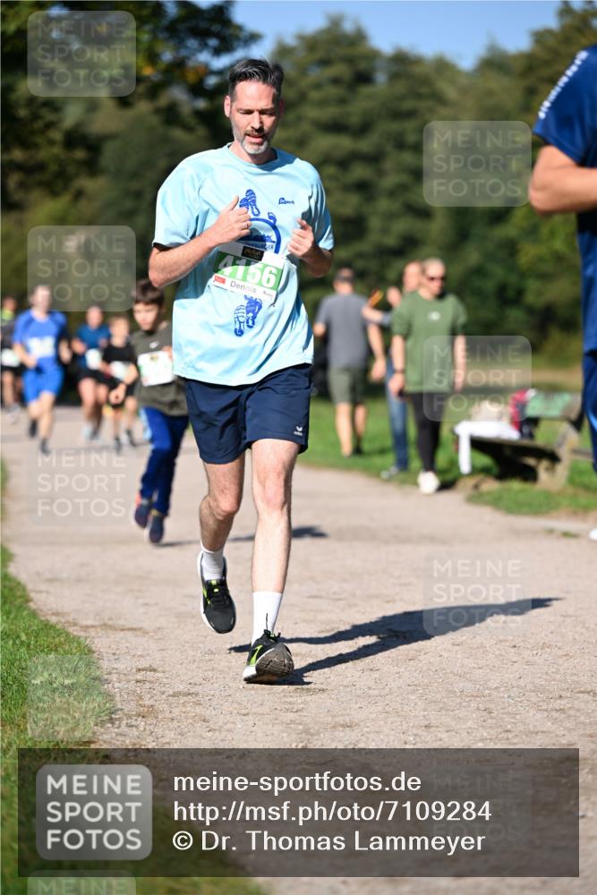 22.09.2024 - 32. Volkslauf durch das schöne Alstertal Dr. Thomas Lammeyer http://msf.ph/oto/7109284 22.09.2024 10:40:54 Laufen  meine-sportfotos.de