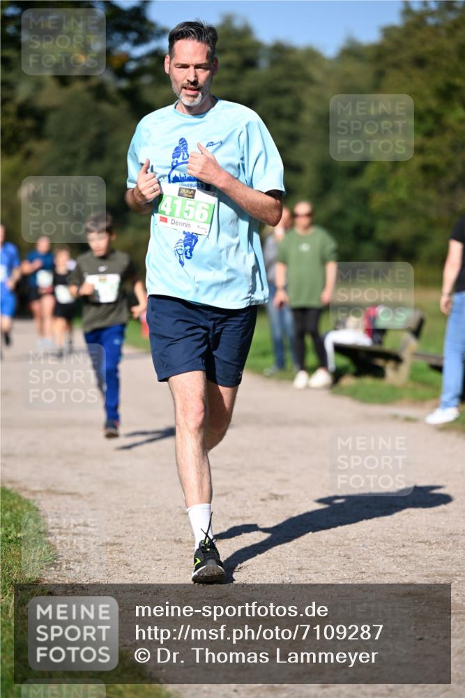 22.09.2024 - 32. Volkslauf durch das schöne Alstertal Dr. Thomas Lammeyer http://msf.ph/oto/7109287 22.09.2024 10:40:54 Laufen 4156 meine-sportfotos.de