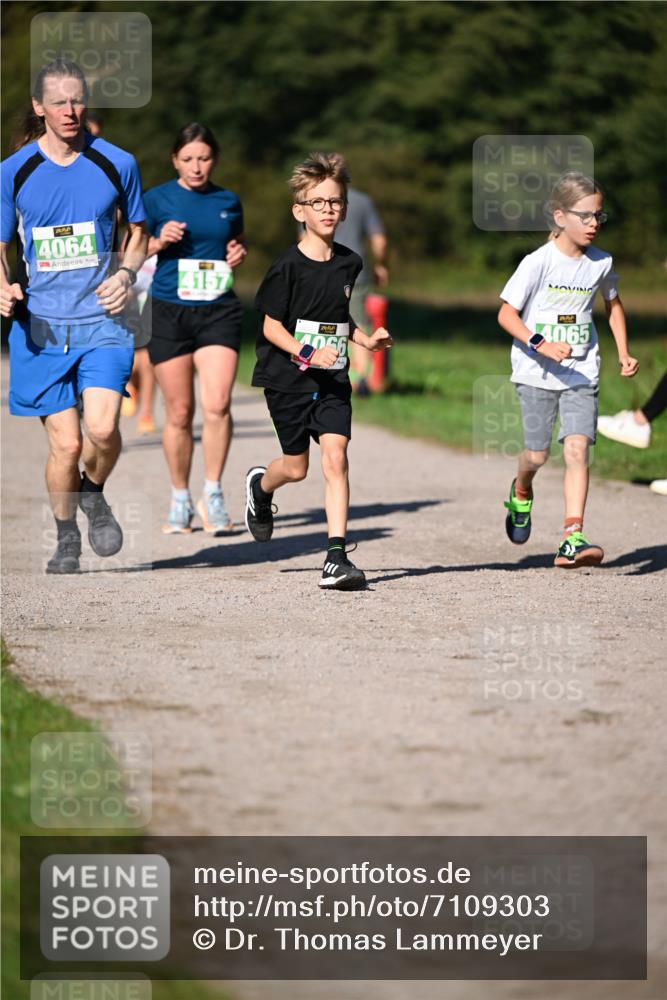 22.09.2024 - 32. Volkslauf durch das schöne Alstertal Dr. Thomas Lammeyer http://msf.ph/oto/7109303 22.09.2024 10:40:59 Laufen 4064, 4157, 4056, 4065 meine-sportfotos.de