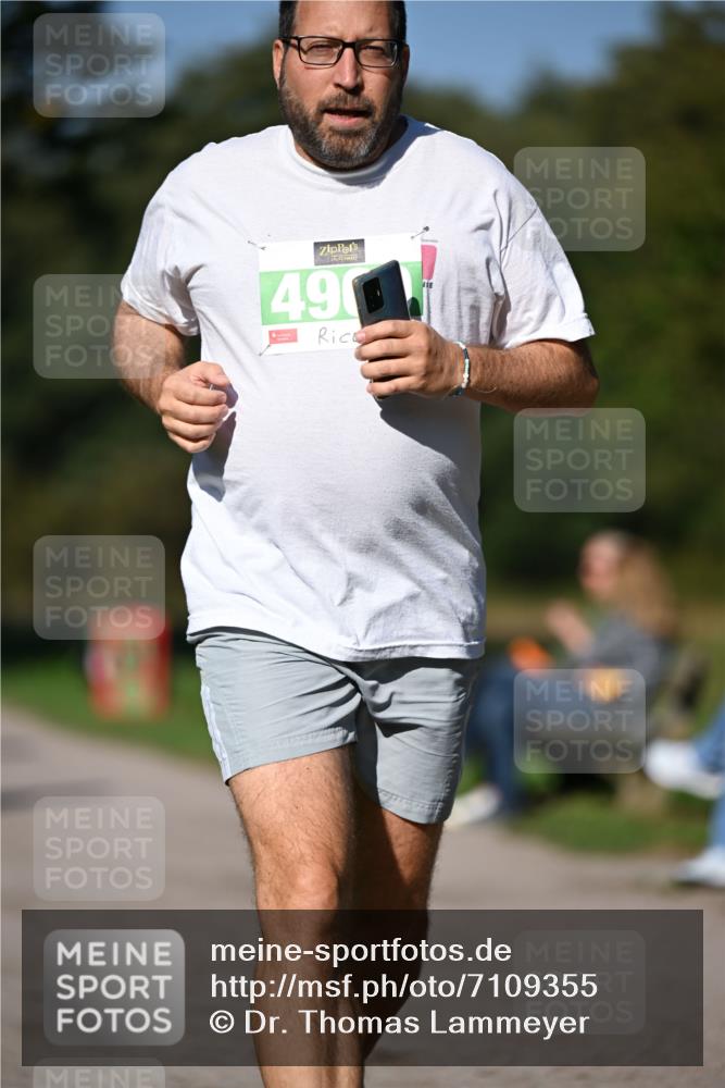 22.09.2024 - 32. Volkslauf durch das schöne Alstertal Dr. Thomas Lammeyer http://msf.ph/oto/7109355 22.09.2024 10:41:15 Laufen 4900 meine-sportfotos.de