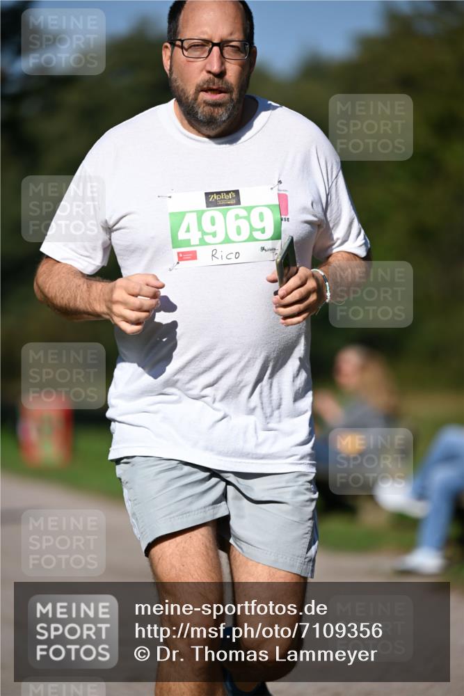 22.09.2024 - 32. Volkslauf durch das schöne Alstertal Dr. Thomas Lammeyer http://msf.ph/oto/7109356 22.09.2024 10:41:15 Laufen 4969 meine-sportfotos.de