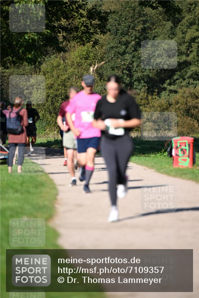 22.09.2024 - 32. Volkslauf durch das schöne Alstertal Dr. Thomas Lammeyer http://msf.ph/oto/7109357 22.09.2024 10:41:16 Laufen  meine-sportfotos.de