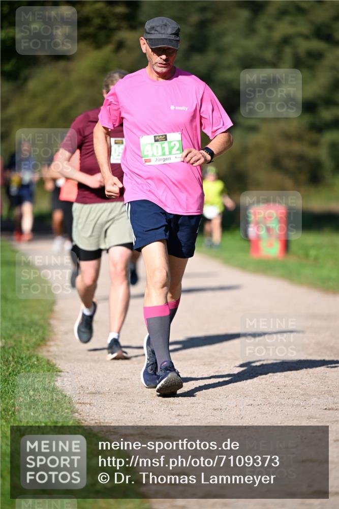 22.09.2024 - 32. Volkslauf durch das schöne Alstertal Dr. Thomas Lammeyer http://msf.ph/oto/7109373 22.09.2024 10:41:21 Laufen 4012 meine-sportfotos.de