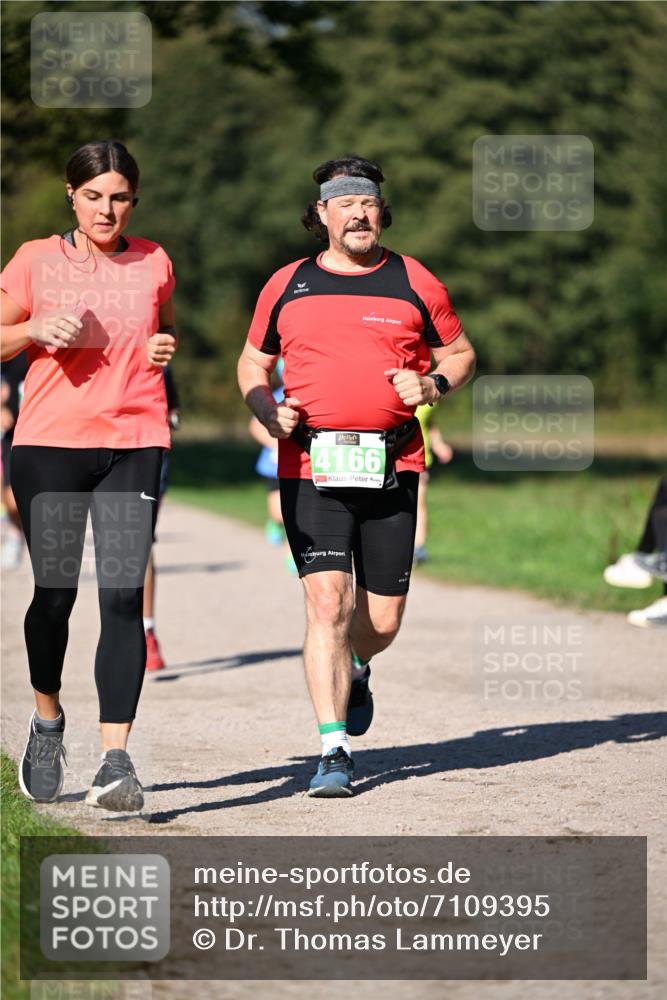 22.09.2024 - 32. Volkslauf durch das schöne Alstertal Dr. Thomas Lammeyer http://msf.ph/oto/7109395 22.09.2024 10:41:26 Laufen 4166 meine-sportfotos.de
