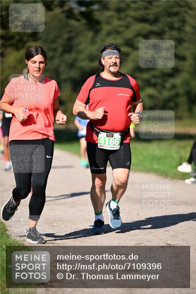 22.09.2024 - 32. Volkslauf durch das schöne Alstertal Dr. Thomas Lammeyer http://msf.ph/oto/7109396 22.09.2024 10:41:26 Laufen 4166 meine-sportfotos.de