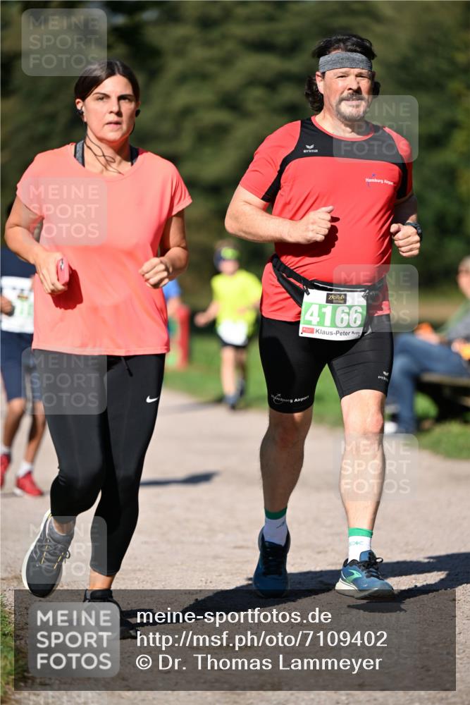 22.09.2024 - 32. Volkslauf durch das schöne Alstertal Dr. Thomas Lammeyer http://msf.ph/oto/7109402 22.09.2024 10:41:26 Laufen 4166 meine-sportfotos.de
