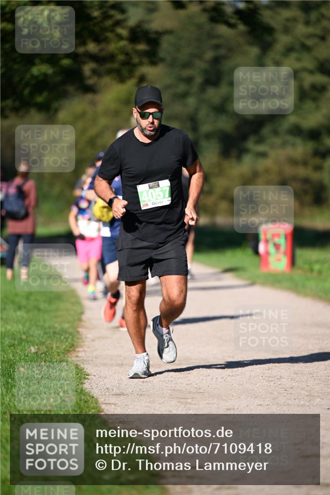 22.09.2024 - 32. Volkslauf durch das schöne Alstertal Dr. Thomas Lammeyer http://msf.ph/oto/7109418 22.09.2024 10:41:30 Laufen 4057 meine-sportfotos.de