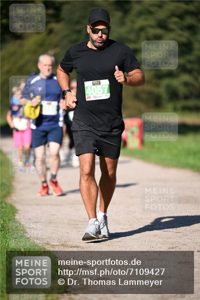 22.09.2024 - 32. Volkslauf durch das schöne Alstertal Dr. Thomas Lammeyer http://msf.ph/oto/7109427 22.09.2024 10:41:31 Laufen 4057 meine-sportfotos.de