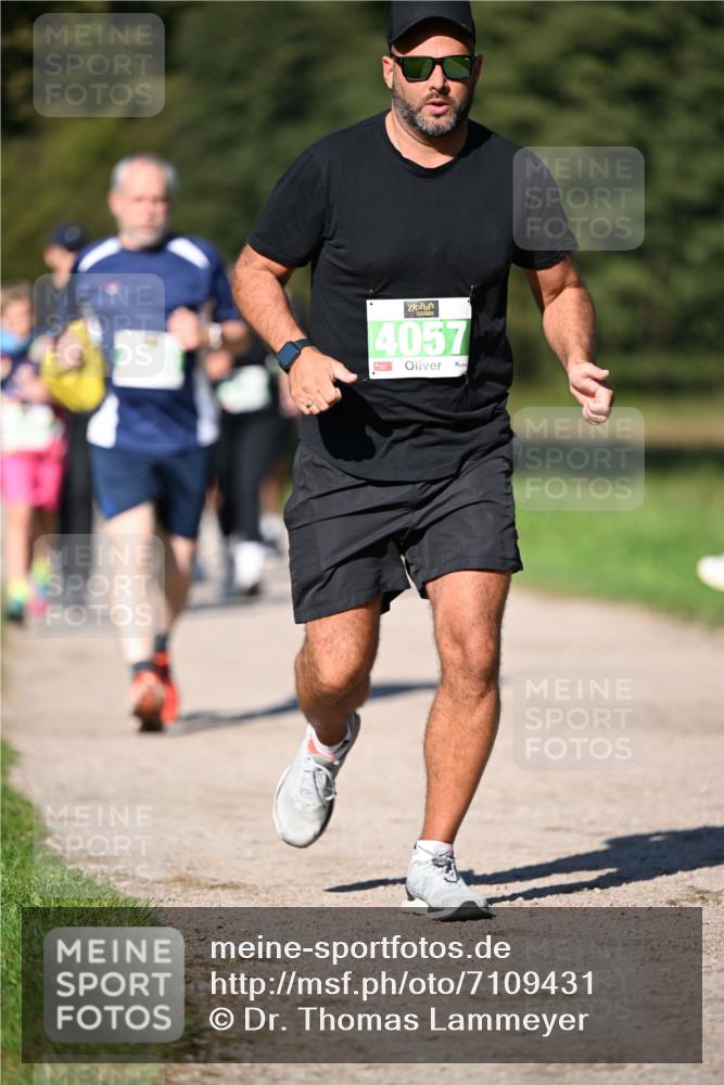 22.09.2024 - 32. Volkslauf durch das schöne Alstertal Dr. Thomas Lammeyer http://msf.ph/oto/7109431 22.09.2024 10:41:32 Laufen 4057 meine-sportfotos.de