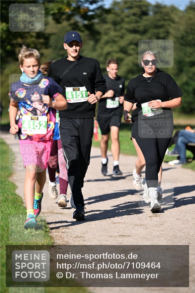 22.09.2024 - 32. Volkslauf durch das schöne Alstertal Dr. Thomas Lammeyer http://msf.ph/oto/7109464 22.09.2024 10:41:38 Laufen 4152, 4151 meine-sportfotos.de