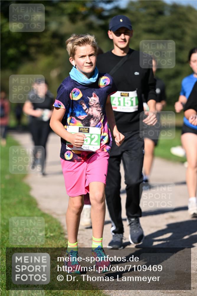 22.09.2024 - 32. Volkslauf durch das schöne Alstertal Dr. Thomas Lammeyer http://msf.ph/oto/7109469 22.09.2024 10:41:39 Laufen 52, 4151 meine-sportfotos.de