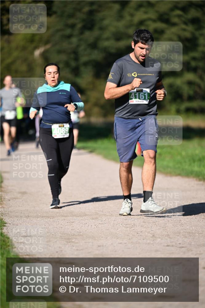 22.09.2024 - 32. Volkslauf durch das schöne Alstertal Dr. Thomas Lammeyer http://msf.ph/oto/7109500 22.09.2024 10:41:47 Laufen 4089, 4161 meine-sportfotos.de