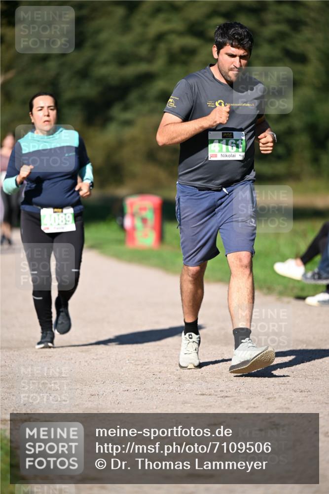 22.09.2024 - 32. Volkslauf durch das schöne Alstertal Dr. Thomas Lammeyer http://msf.ph/oto/7109506 22.09.2024 10:41:47 Laufen 4089, 4161 meine-sportfotos.de