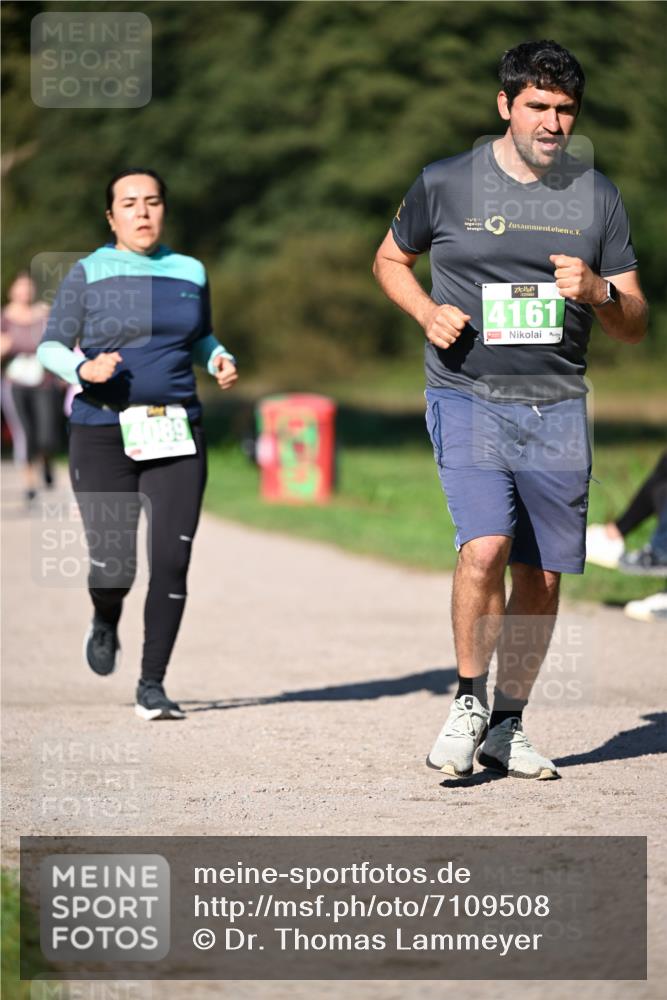 22.09.2024 - 32. Volkslauf durch das schöne Alstertal Dr. Thomas Lammeyer http://msf.ph/oto/7109508 22.09.2024 10:41:48 Laufen 9, 4161 meine-sportfotos.de