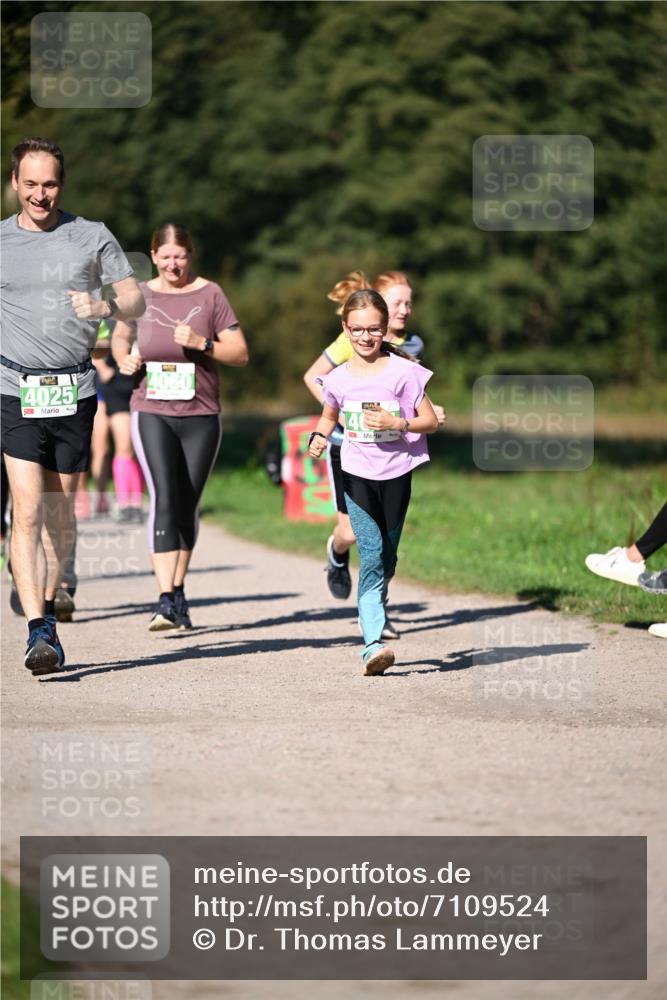22.09.2024 - 32. Volkslauf durch das schöne Alstertal Dr. Thomas Lammeyer http://msf.ph/oto/7109524 22.09.2024 10:41:54 Laufen 14025, 4060, 40 meine-sportfotos.de