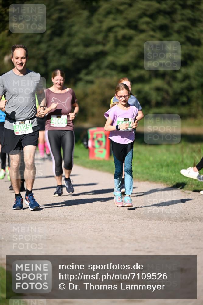 22.09.2024 - 32. Volkslauf durch das schöne Alstertal Dr. Thomas Lammeyer http://msf.ph/oto/7109526 22.09.2024 10:41:54 Laufen 4025, 4060, 600 meine-sportfotos.de