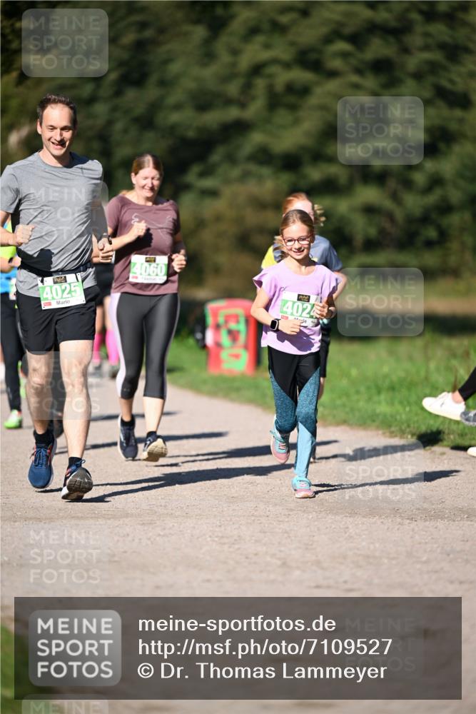 22.09.2024 - 32. Volkslauf durch das schöne Alstertal Dr. Thomas Lammeyer http://msf.ph/oto/7109527 22.09.2024 10:41:54 Laufen 4025, 4060, 4024 meine-sportfotos.de