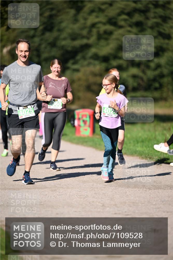 22.09.2024 - 32. Volkslauf durch das schöne Alstertal Dr. Thomas Lammeyer http://msf.ph/oto/7109528 22.09.2024 10:41:54 Laufen 4025, 960, 4024, 50 meine-sportfotos.de