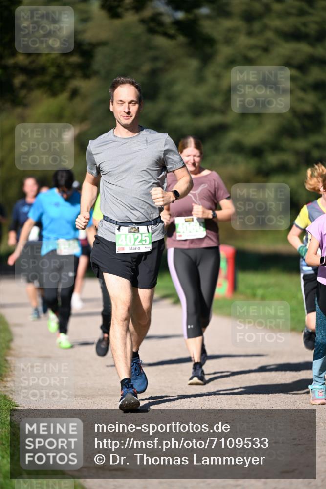 22.09.2024 - 32. Volkslauf durch das schöne Alstertal Dr. Thomas Lammeyer http://msf.ph/oto/7109533 22.09.2024 10:41:55 Laufen 4025 meine-sportfotos.de