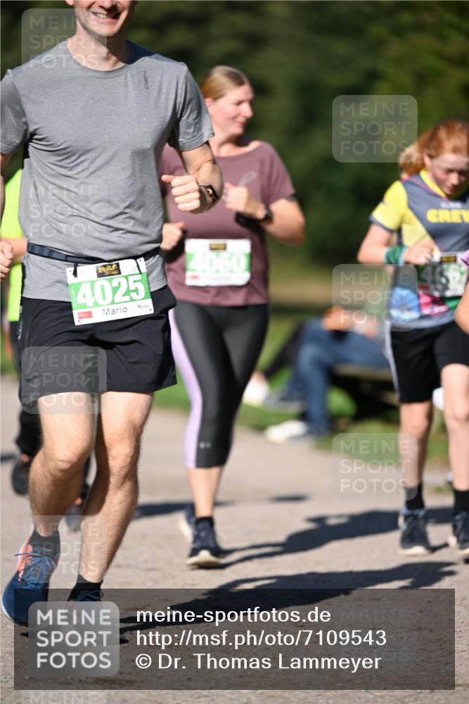 22.09.2024 - 32. Volkslauf durch das schöne Alstertal Dr. Thomas Lammeyer http://msf.ph/oto/7109543 22.09.2024 10:41:57 Laufen 4025, 4060 meine-sportfotos.de