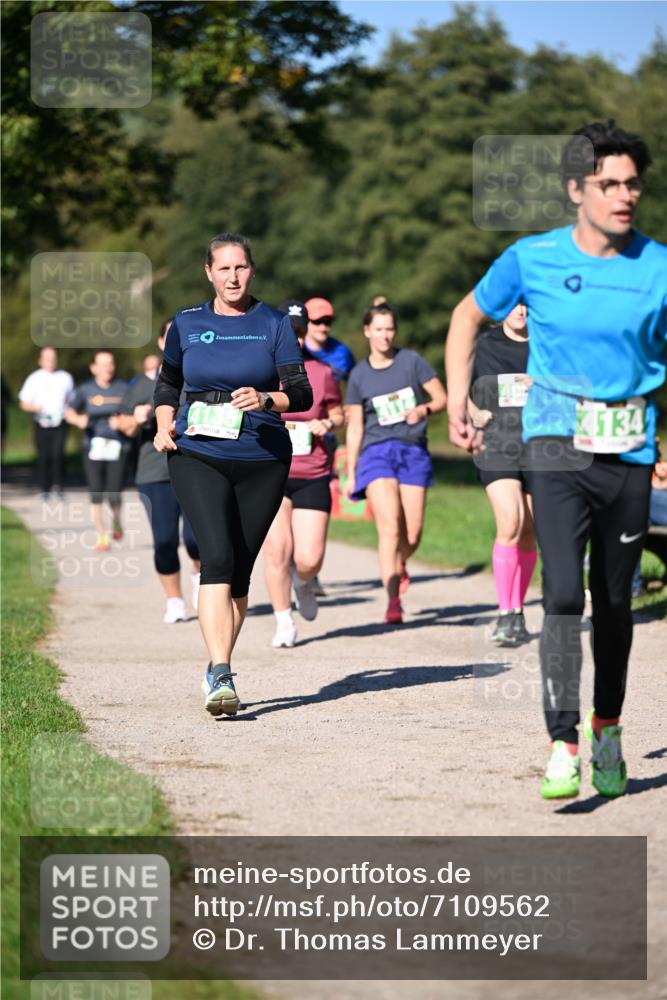 22.09.2024 - 32. Volkslauf durch das schöne Alstertal Dr. Thomas Lammeyer http://msf.ph/oto/7109562 22.09.2024 10:42:02 Laufen 4135, 4134 meine-sportfotos.de