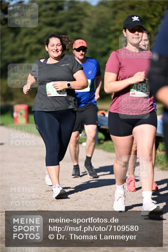 22.09.2024 - 32. Volkslauf durch das schöne Alstertal Dr. Thomas Lammeyer http://msf.ph/oto/7109580 22.09.2024 10:42:06 Laufen 4958 meine-sportfotos.de