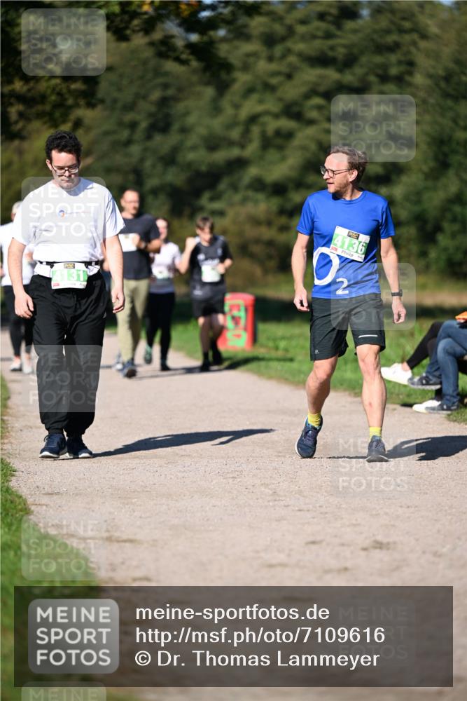 22.09.2024 - 32. Volkslauf durch das schöne Alstertal Dr. Thomas Lammeyer http://msf.ph/oto/7109616 22.09.2024 10:42:16 Laufen 131, 4136 meine-sportfotos.de