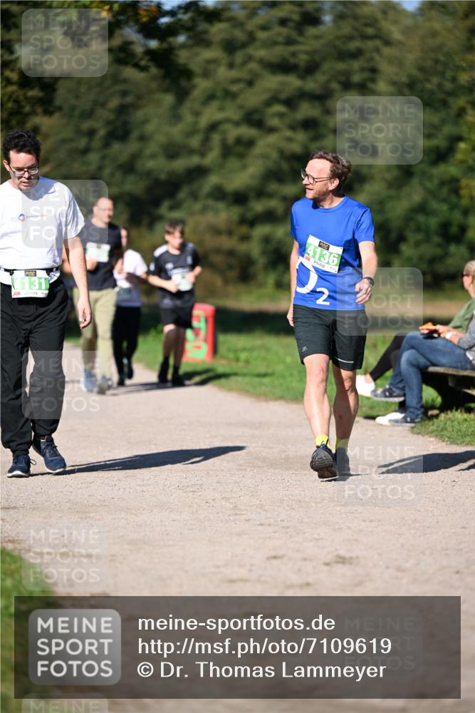 22.09.2024 - 32. Volkslauf durch das schöne Alstertal Dr. Thomas Lammeyer http://msf.ph/oto/7109619 22.09.2024 10:42:17 Laufen 4131, 4136 meine-sportfotos.de
