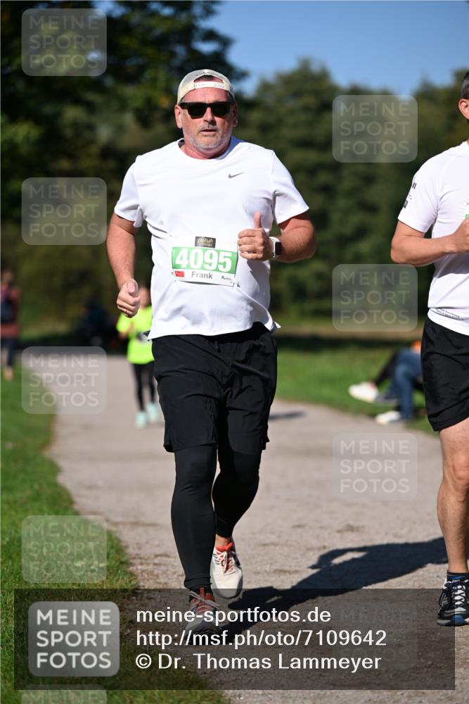 22.09.2024 - 32. Volkslauf durch das schöne Alstertal Dr. Thomas Lammeyer http://msf.ph/oto/7109642 22.09.2024 10:42:26 Laufen 4095 meine-sportfotos.de