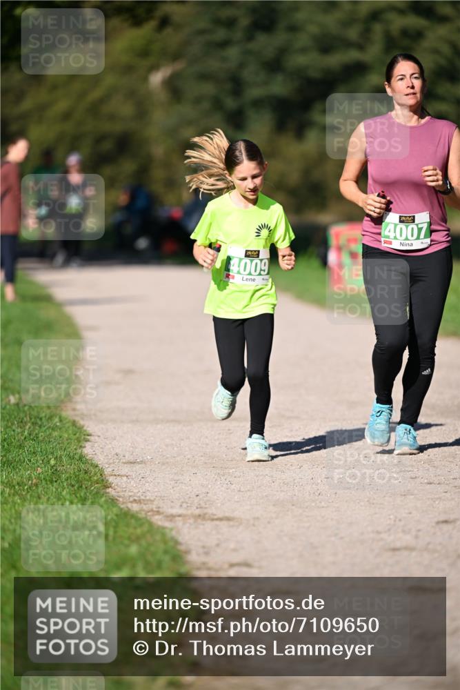 22.09.2024 - 32. Volkslauf durch das schöne Alstertal Dr. Thomas Lammeyer http://msf.ph/oto/7109650 22.09.2024 10:42:29 Laufen 4009, 4007 meine-sportfotos.de