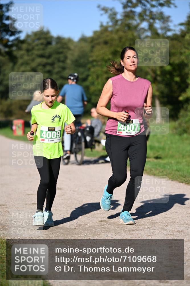 22.09.2024 - 32. Volkslauf durch das schöne Alstertal Dr. Thomas Lammeyer http://msf.ph/oto/7109668 22.09.2024 10:42:32 Laufen 4009, 4007 meine-sportfotos.de