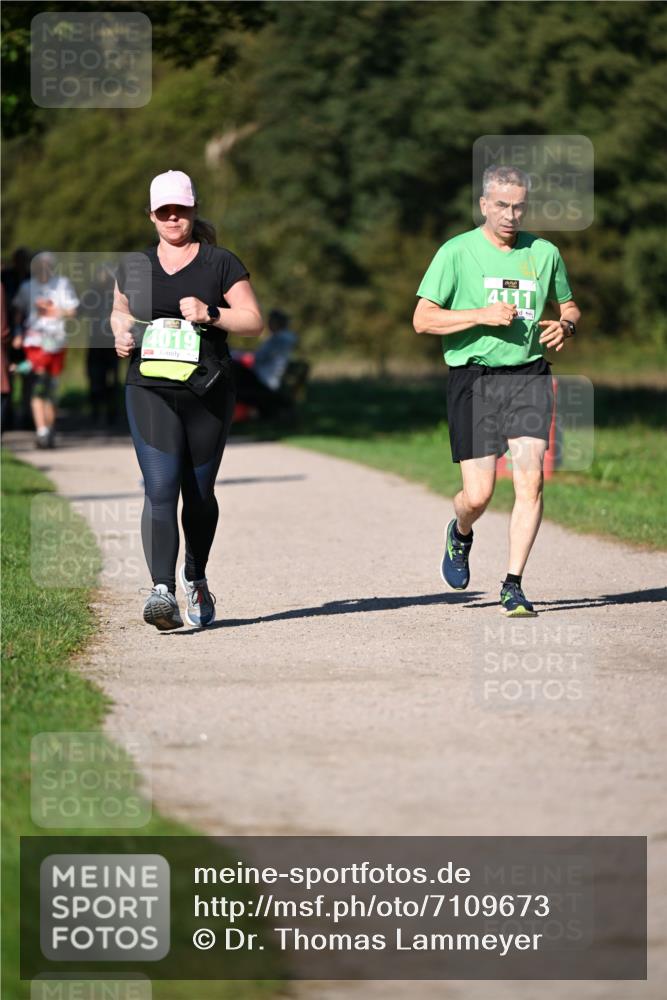 22.09.2024 - 32. Volkslauf durch das schöne Alstertal Dr. Thomas Lammeyer http://msf.ph/oto/7109673 22.09.2024 10:42:42 Laufen 4019, 4111 meine-sportfotos.de