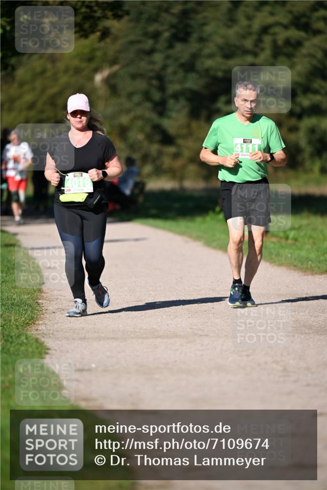 22.09.2024 - 32. Volkslauf durch das schöne Alstertal Dr. Thomas Lammeyer http://msf.ph/oto/7109674 22.09.2024 10:42:42 Laufen 4019, 4111 meine-sportfotos.de