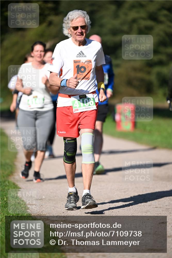 22.09.2024 - 32. Volkslauf durch das schöne Alstertal Dr. Thomas Lammeyer http://msf.ph/oto/7109738 22.09.2024 10:42:59 Laufen 10, 4, 4106 meine-sportfotos.de