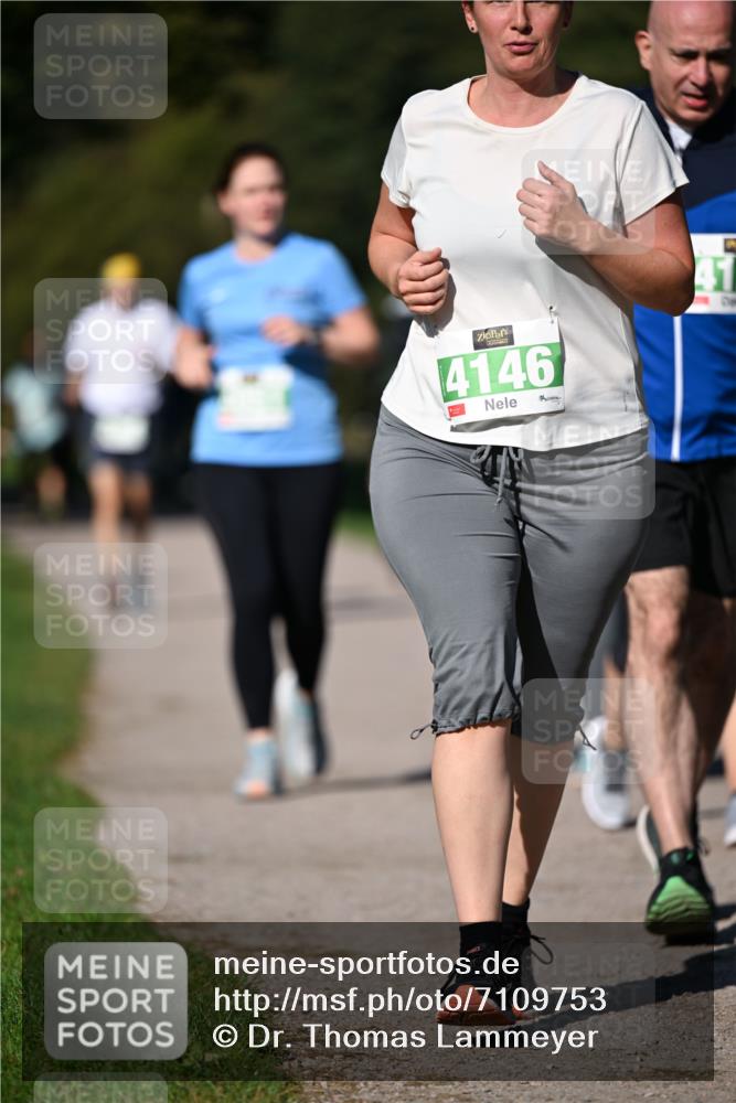 22.09.2024 - 32. Volkslauf durch das schöne Alstertal Dr. Thomas Lammeyer http://msf.ph/oto/7109753 22.09.2024 10:43:02 Laufen 4146 meine-sportfotos.de