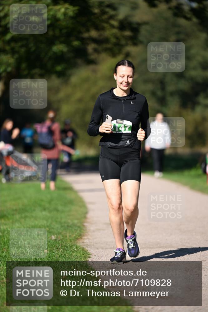 22.09.2024 - 32. Volkslauf durch das schöne Alstertal Dr. Thomas Lammeyer http://msf.ph/oto/7109828 22.09.2024 10:43:30 Laufen 147 meine-sportfotos.de