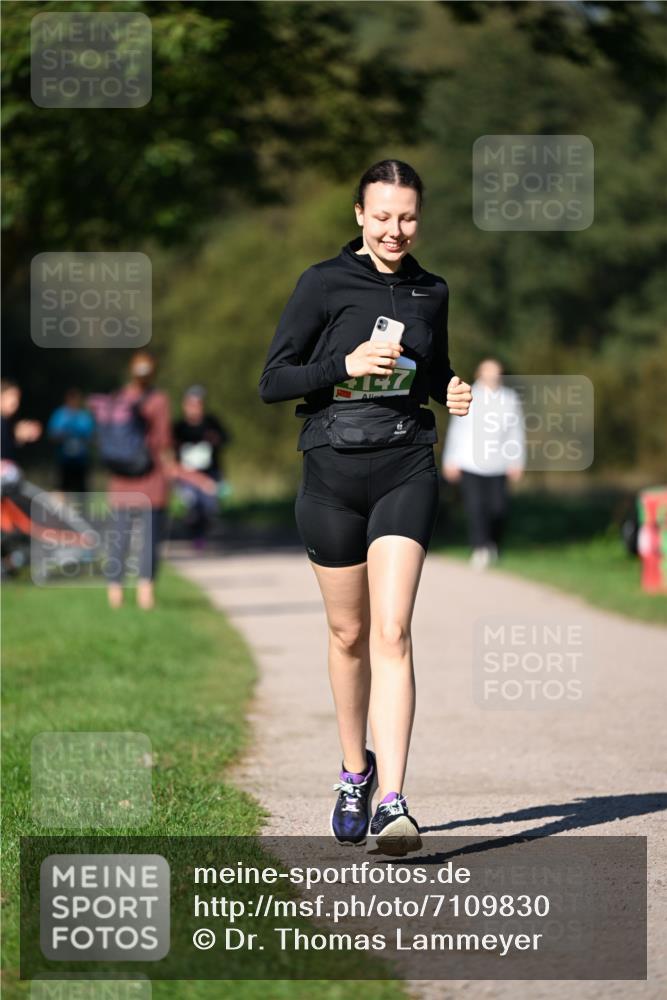 22.09.2024 - 32. Volkslauf durch das schöne Alstertal Dr. Thomas Lammeyer http://msf.ph/oto/7109830 22.09.2024 10:43:30 Laufen 147 meine-sportfotos.de