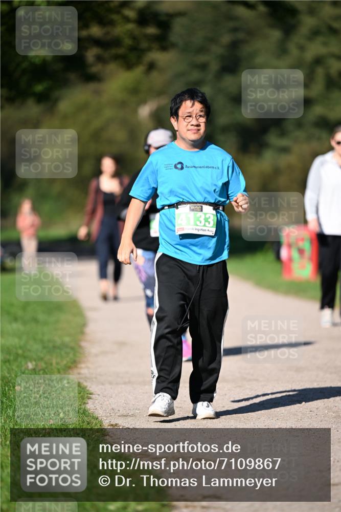 22.09.2024 - 32. Volkslauf durch das schöne Alstertal Dr. Thomas Lammeyer http://msf.ph/oto/7109867 22.09.2024 10:43:48 Laufen 4133 meine-sportfotos.de