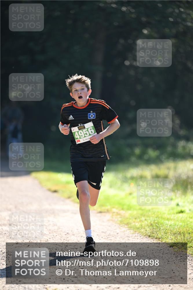 22.09.2024 - 32. Volkslauf durch das schöne Alstertal Dr. Thomas Lammeyer http://msf.ph/oto/7109898 22.09.2024 10:48:00 Laufen 4956 meine-sportfotos.de