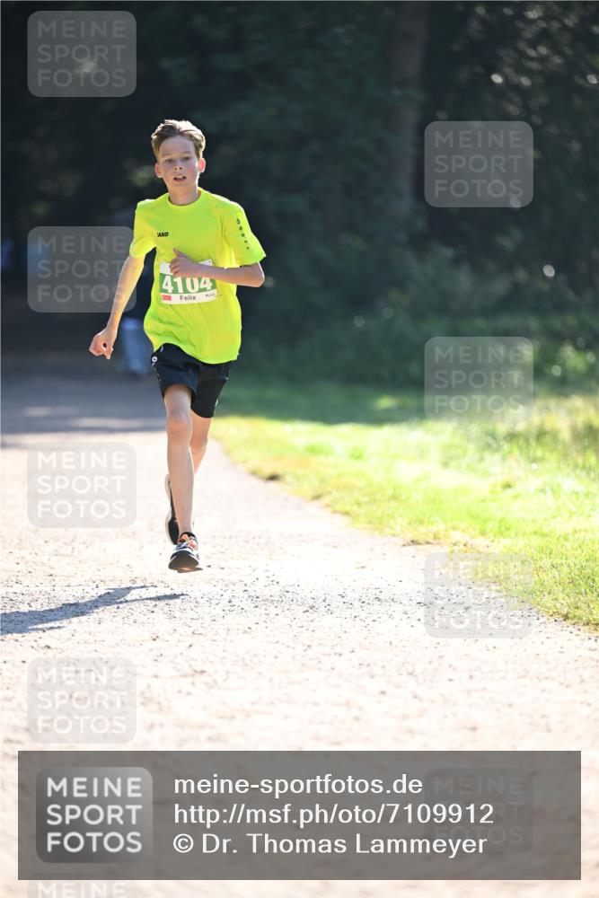 22.09.2024 - 32. Volkslauf durch das schöne Alstertal Dr. Thomas Lammeyer http://msf.ph/oto/7109912 22.09.2024 10:48:14 Laufen 4104 meine-sportfotos.de