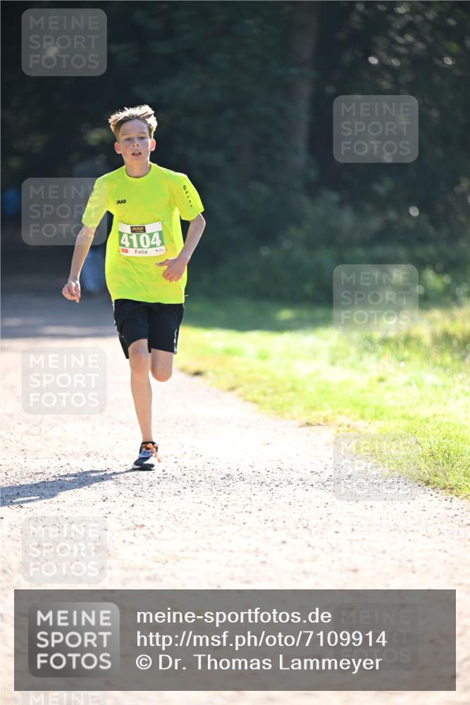 22.09.2024 - 32. Volkslauf durch das schöne Alstertal Dr. Thomas Lammeyer http://msf.ph/oto/7109914 22.09.2024 10:48:14 Laufen 4104 meine-sportfotos.de