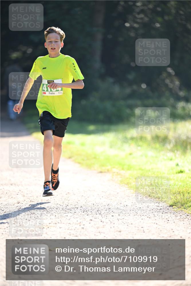 22.09.2024 - 32. Volkslauf durch das schöne Alstertal Dr. Thomas Lammeyer http://msf.ph/oto/7109919 22.09.2024 10:48:15 Laufen 9 meine-sportfotos.de
