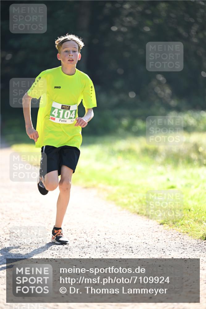 22.09.2024 - 32. Volkslauf durch das schöne Alstertal Dr. Thomas Lammeyer http://msf.ph/oto/7109924 22.09.2024 10:48:15 Laufen 4104 meine-sportfotos.de