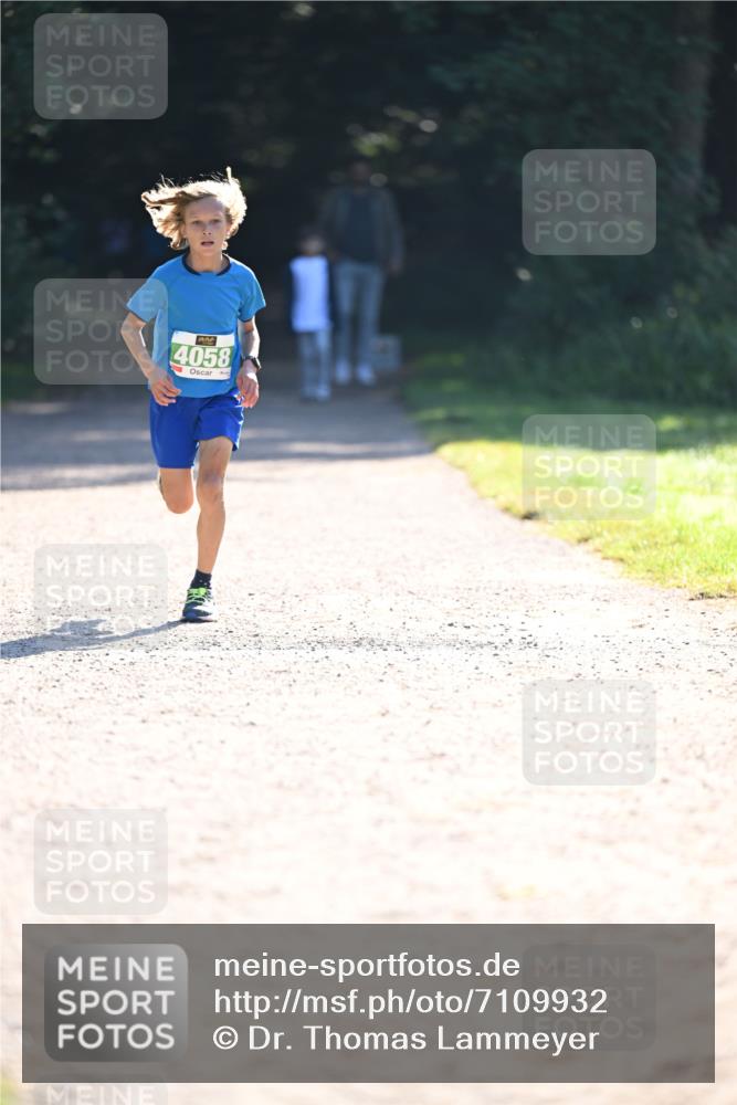 22.09.2024 - 32. Volkslauf durch das schöne Alstertal Dr. Thomas Lammeyer http://msf.ph/oto/7109932 22.09.2024 10:48:20 Laufen 4058 meine-sportfotos.de