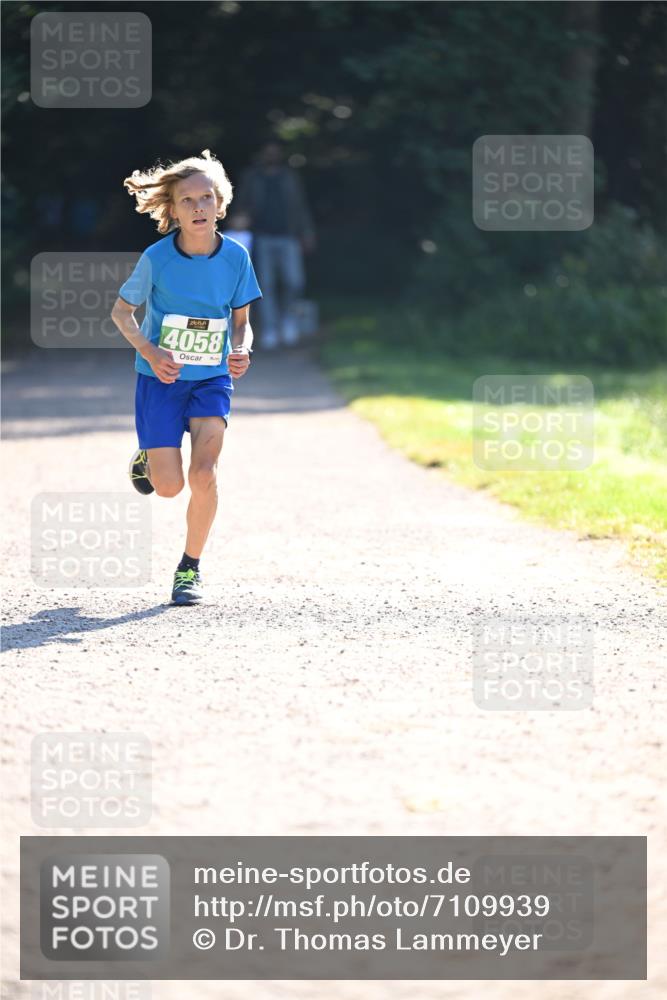 22.09.2024 - 32. Volkslauf durch das schöne Alstertal Dr. Thomas Lammeyer http://msf.ph/oto/7109939 22.09.2024 10:48:21 Laufen 4058 meine-sportfotos.de