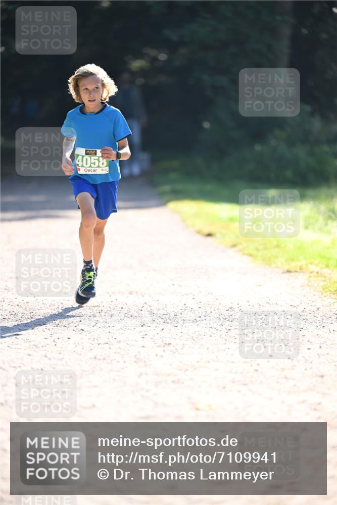 22.09.2024 - 32. Volkslauf durch das schöne Alstertal Dr. Thomas Lammeyer http://msf.ph/oto/7109941 22.09.2024 10:48:21 Laufen 4058 meine-sportfotos.de